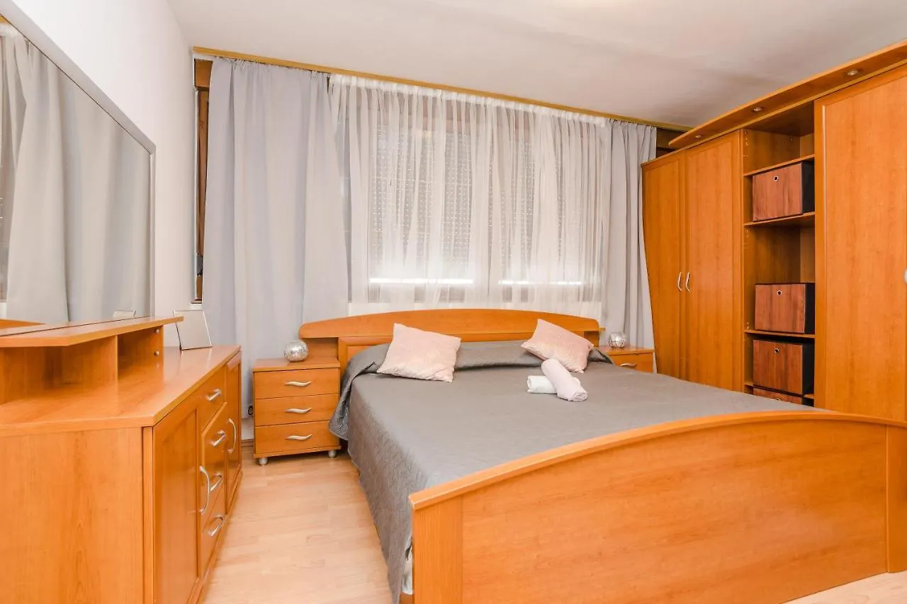 Naomi Apartment Zadar